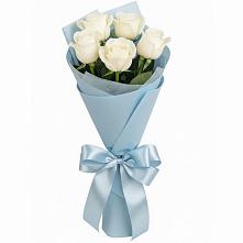 Букет 5 Белых роз Проуд в Солдатском