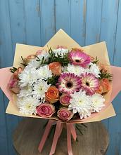 Букет цветов из:  Розы, Герберы и Хризантемы #REPLACE_PRED# Солдатском