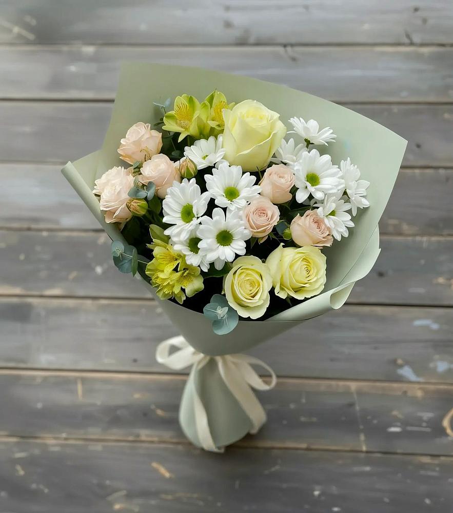 Букет цветов из: Альстромерии, Розы и Хризантемы в Солдатском