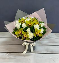 Букет цветов из:  Орхидеи и Розы в Солдатском