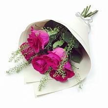 Букет цветов из:  Розы в Солдатском