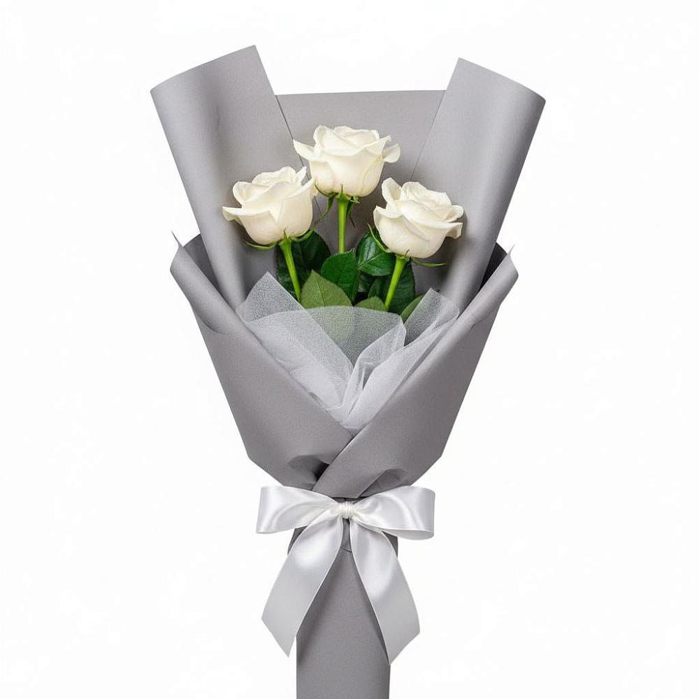 Букет 3 белые розы в Солдатском