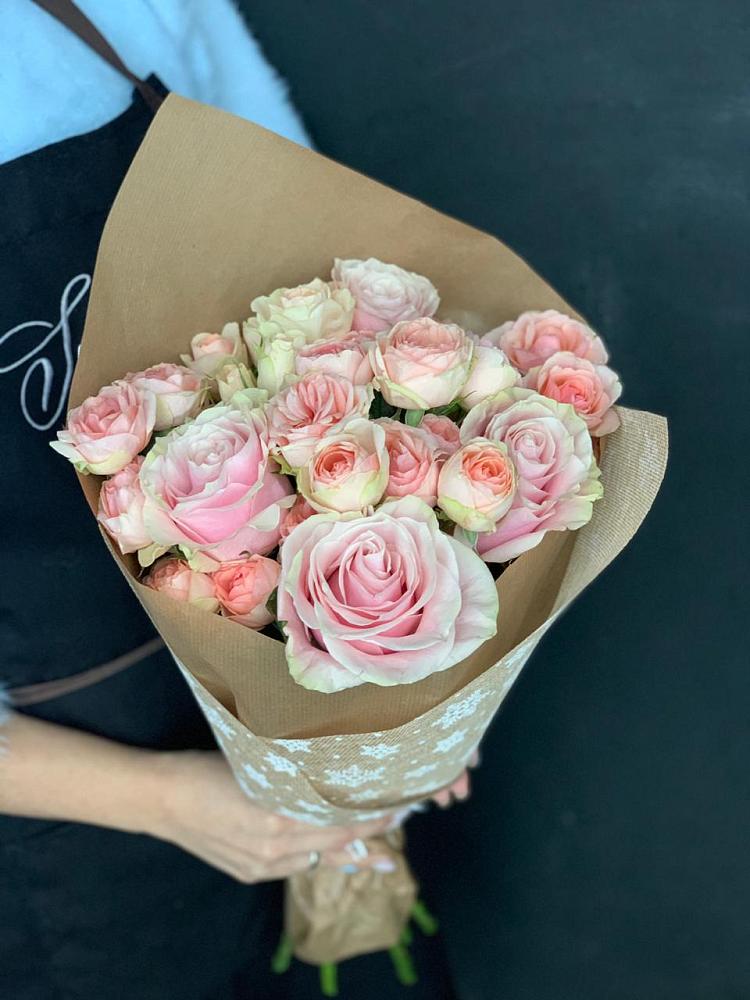 Букет цветов из: Хризантемы и Розы в Солдатском