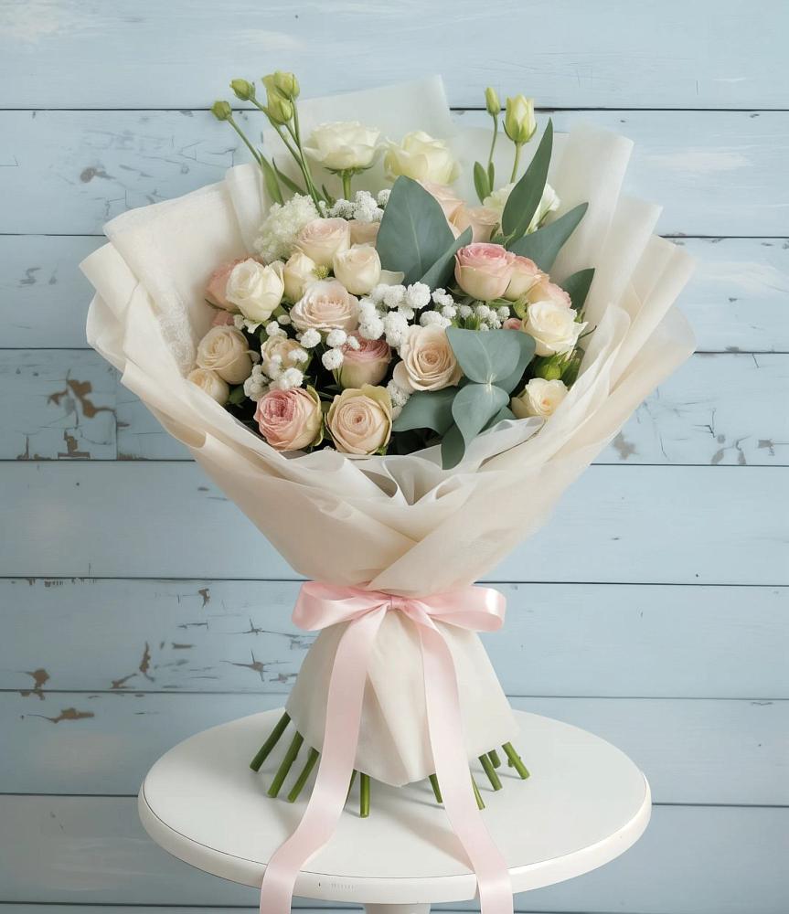 Букет цветов из: Розы и Лизиантусы в Солдатском