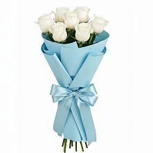 Букет 7 белых роз Проуд в Солдатском