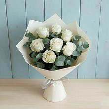 Букет Белые розы в Эвкалипте в Солдатском