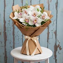 Букет цветов из:  Орхидеи и Розы #REPLACE_PRED# Солдатском